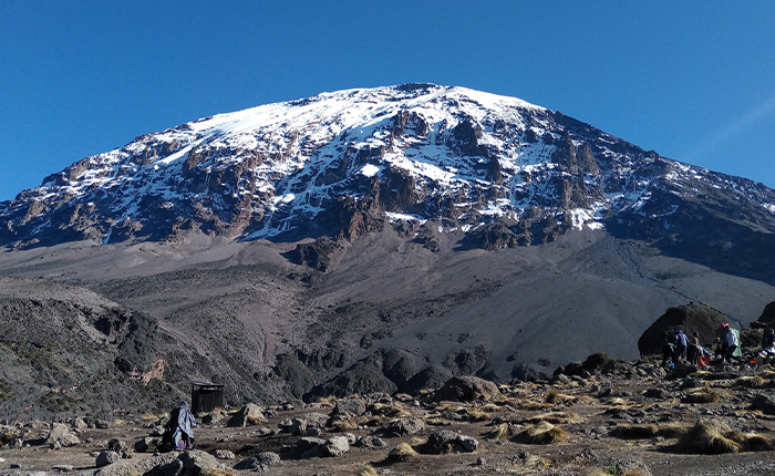 Best Time Climb Kilimanjaro - On safari Tanzania